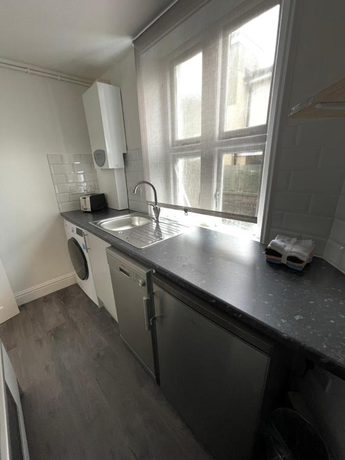 93 Charlotte Apartment London Ngoại thất bức ảnh