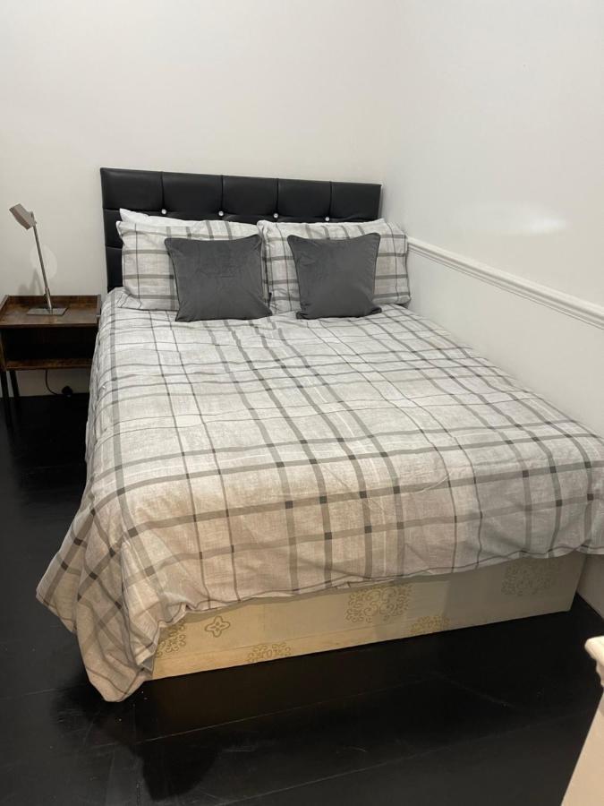 93 Charlotte Apartment London Ngoại thất bức ảnh