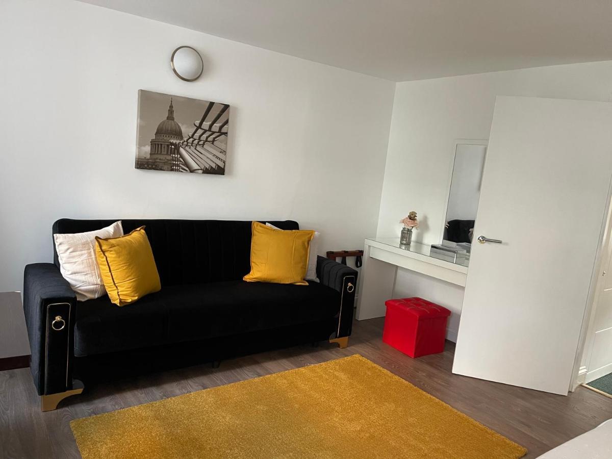 93 Charlotte Apartment London Ngoại thất bức ảnh